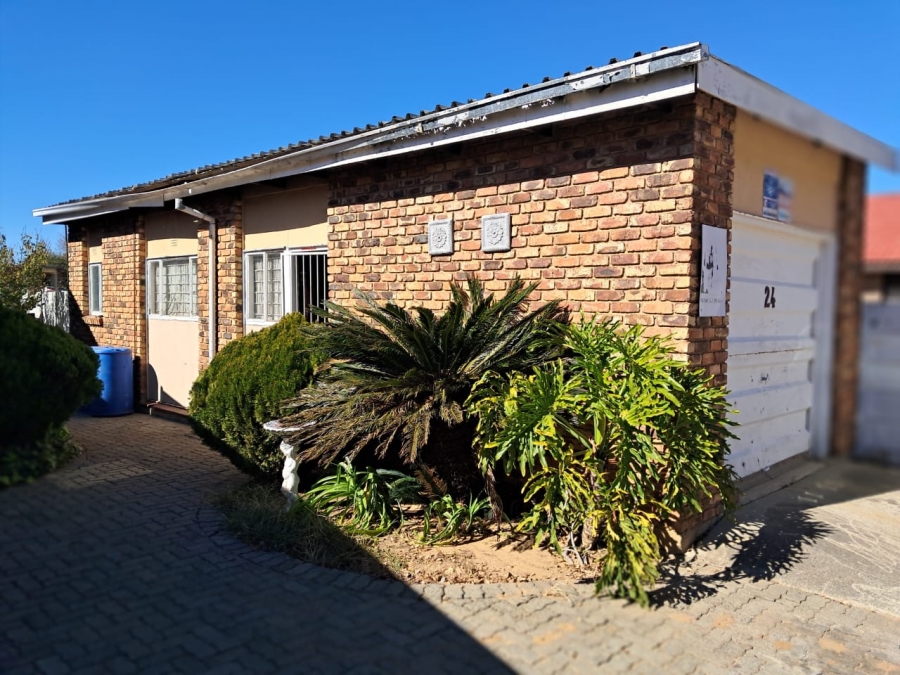 3 Bedroom Property for Sale in Hospitaalpark Free State